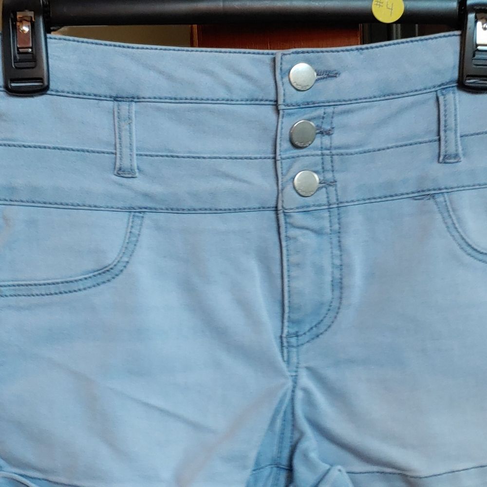 REFUGE Short Jorts